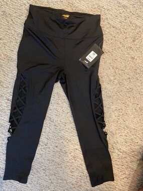 Avia Black Crisscross Side Leggings